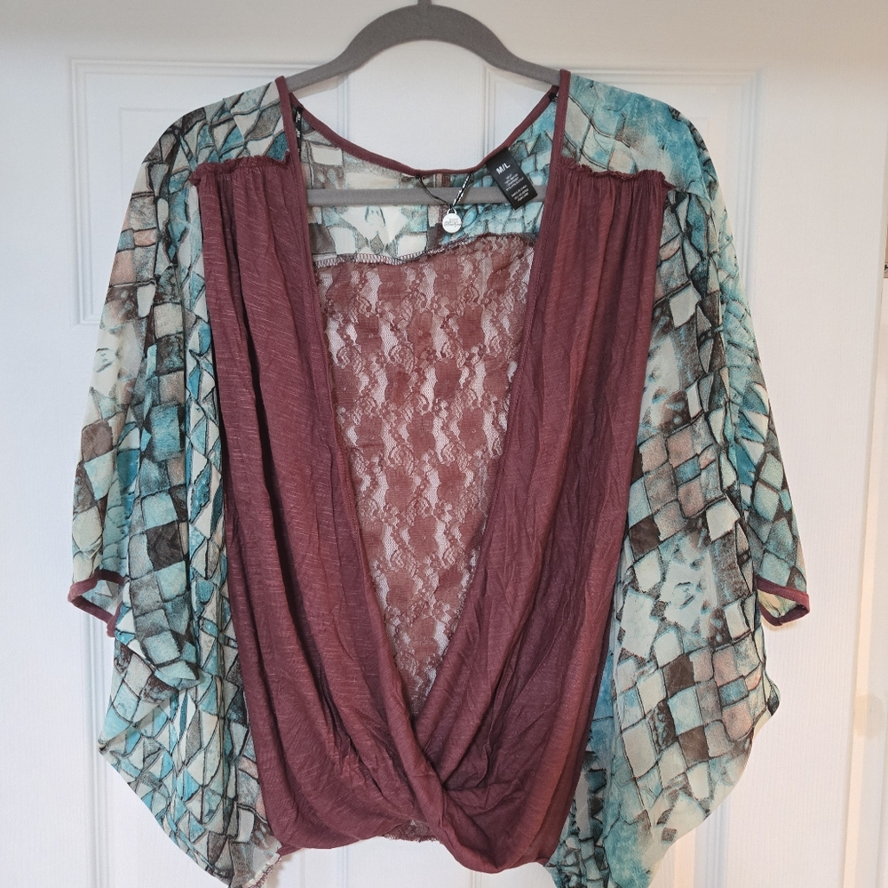 Multicolor Patterned Blouse With Lace Detail - image 1